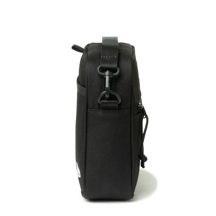NEW ERA(ニューエラ） SQUARE SHOULDER POUCH 14201327 | 三誠